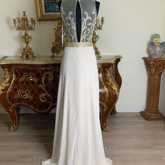 Women’s formal rhinestone Illusion evening gown prom dress - Picture 3 of 4